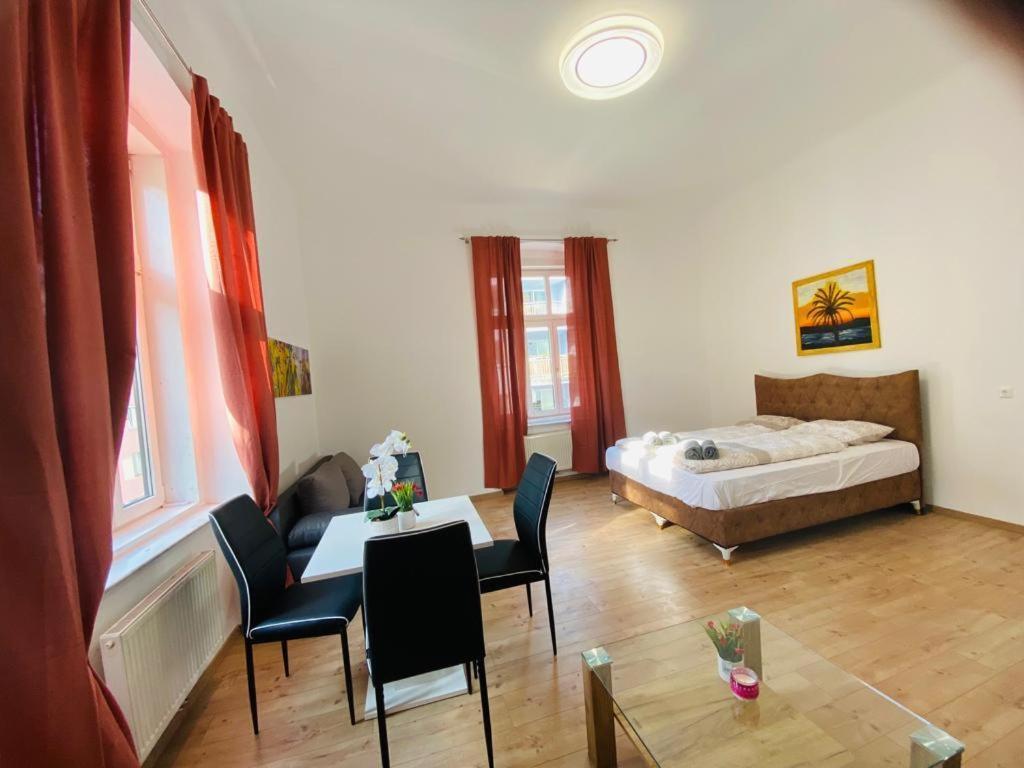 Deluxe Quad Room Dw Вена Экстерьер фото