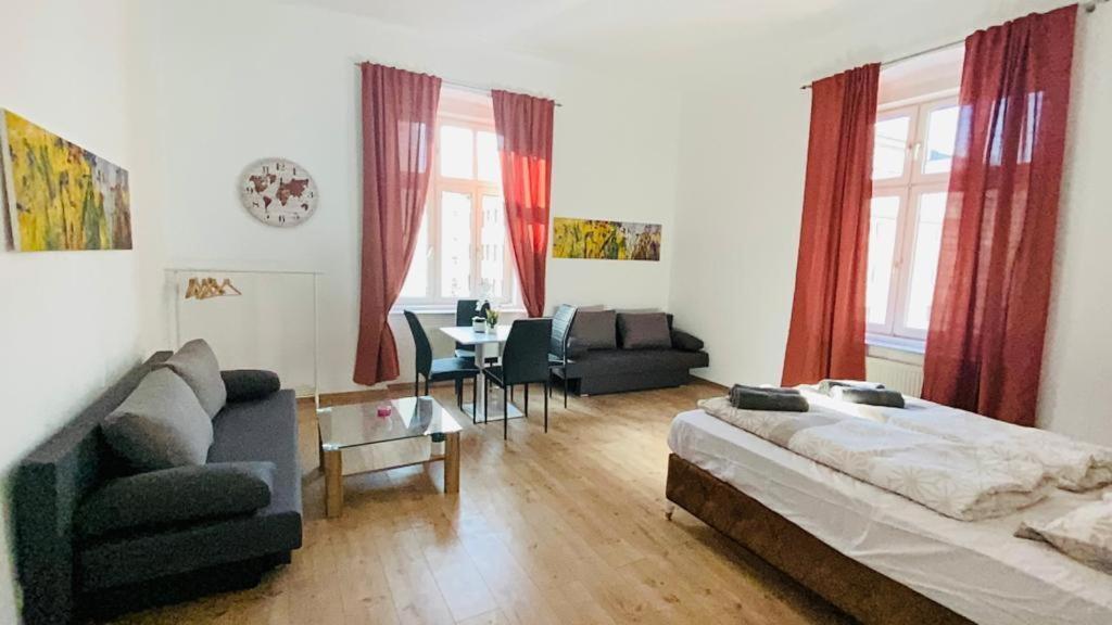 Deluxe Quad Room Dw Вена Экстерьер фото