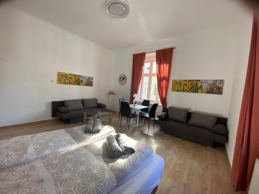 Deluxe Quad Room Dw Вена Экстерьер фото