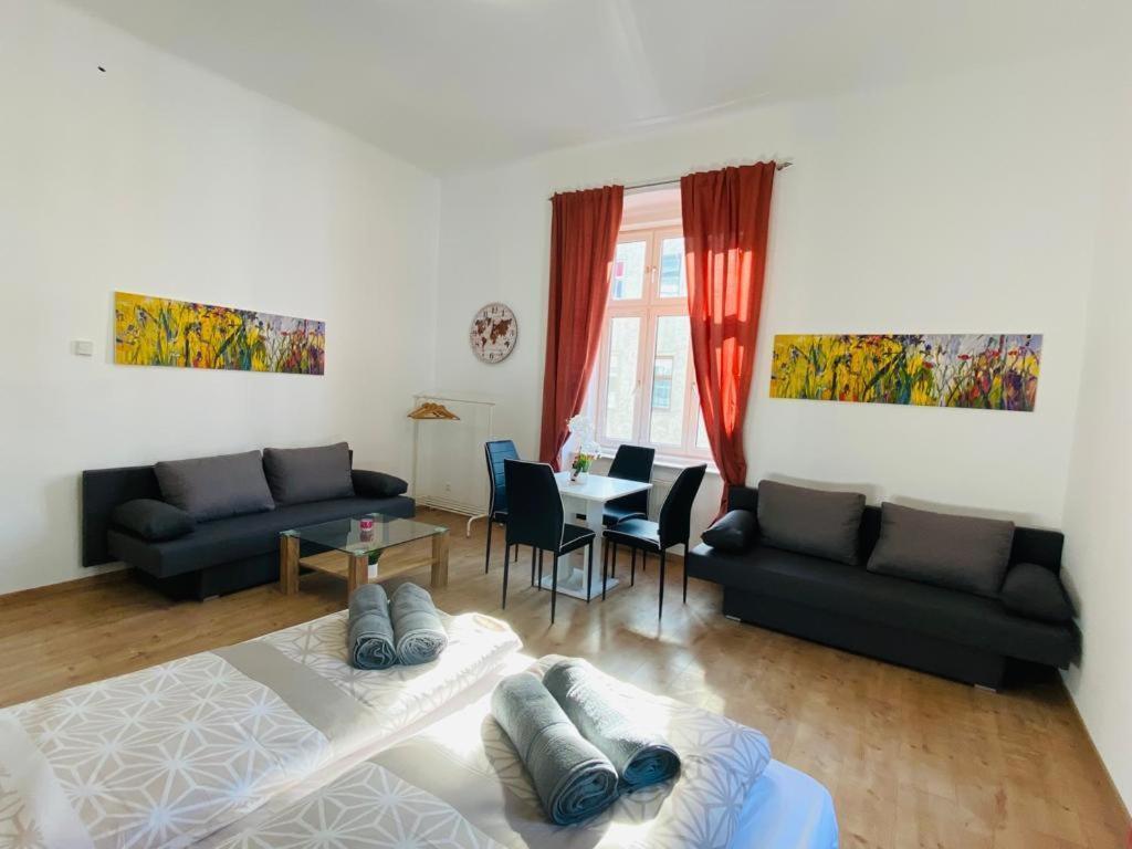 Deluxe Quad Room Dw Вена Экстерьер фото
